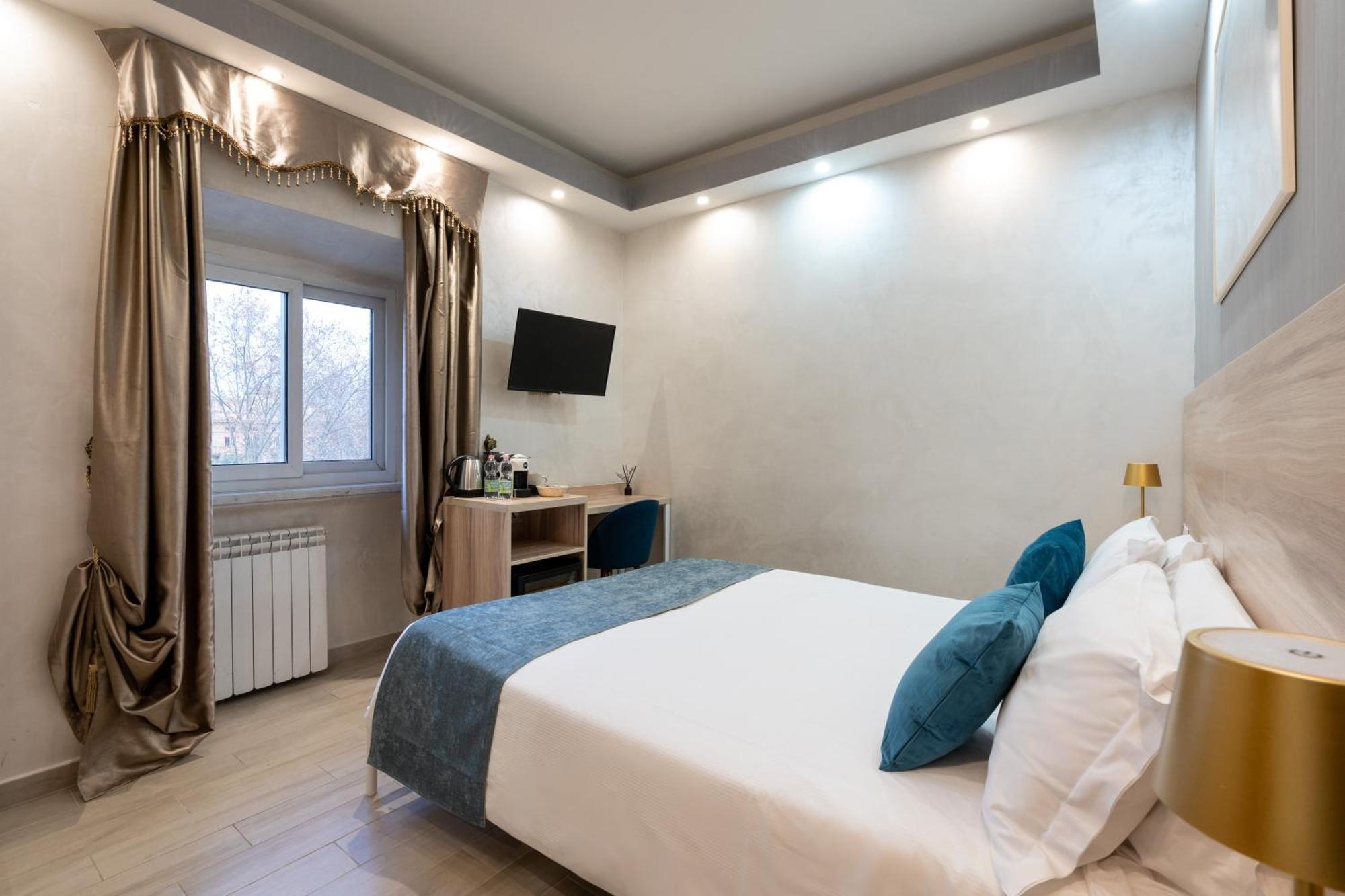 Leone D'Oro Guesthouse - Close To Piazza Vittorio Rom Exteriör bild